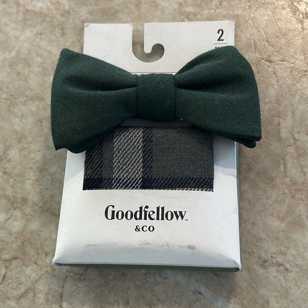 Adjustable Bow Tie & Pocket Square NWT
